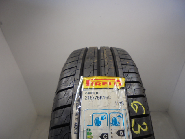 Pirelli Carrier guma